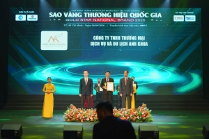 anh khoa travel  vinh danh tai chuong trinh sao vang thuong hieu quoc gia