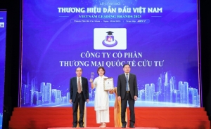 cong ty du hoc cuu tu vinh du nhan giai thuong  thuong hieu dan dau viet nam 2023   lan thu 10