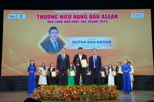 doanh nhan huynh bao khanh   nha lanh dao xuat sac asean 2025   dau an cua mot tam nhin chien luoc va trai tim day nhiet huyet