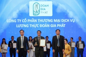 doan gia phat duoc vinh danh top 10 thuong hieu hang dau asean 2023