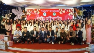he thong hoc toan mathx  hanh trinh kien tao the he tre yeu toan vi mot viet nam hung cuong