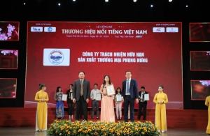 le cong bo  thuong hieu noi tieng viet nam   top 100 san pham dich vu tot nhat vi nguoi tieu dung 2023  vinh danh cong ty tnhh san xuat thuong mai phung hung cho hang muc  top 10   thuong hieu noi tieng viet nam 2023