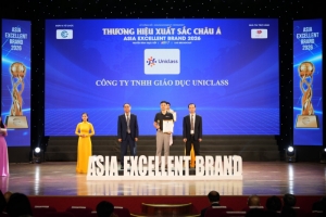 tu lop hoc truc tuyen cua startup viet den giai thuong chau a  dieu gi tao nen dau an cua uniclass