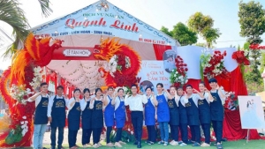 dich vu nau an quynh linh khi mam tiec duoc nang tam bang su chuyen nghiep