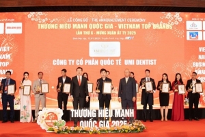 umi dentist   tu hao vinh danh trong top 12 thuong hieu manh quoc gia 2025