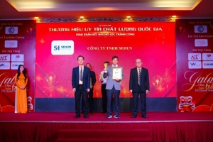 hanh trinh 20 nam phat trien cua sehun   kien tao voc dang tre hoa thanh xuan